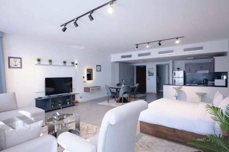 El Gouna – Experience Blissful Comfort: A Fully Equipped Studio at the New Marina